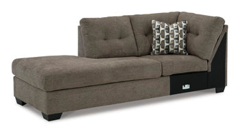 Mahoney 2-Piece Sectional with Chaise