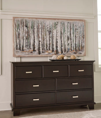 Covetown Dresser